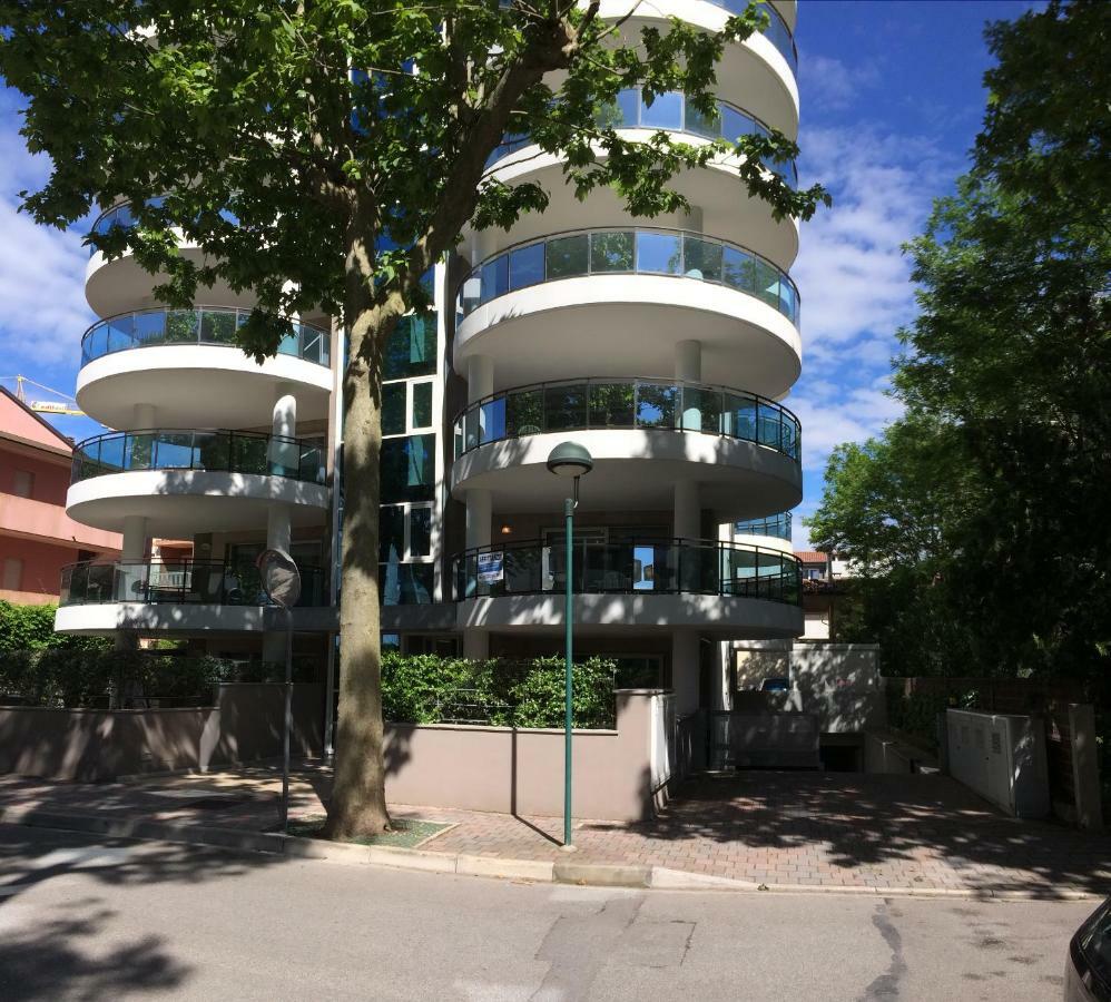 Skyresidence Lignano Sabbiadoro Exterior photo