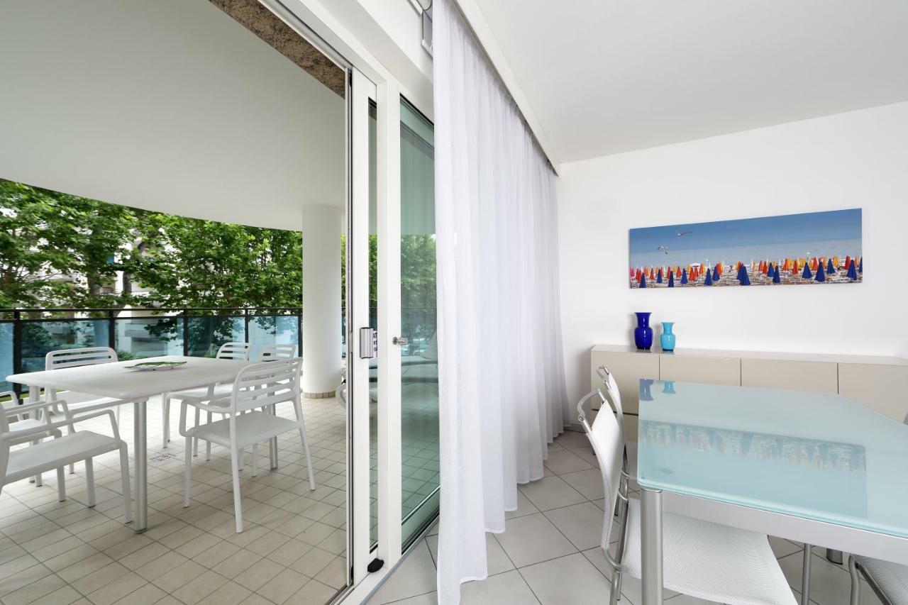 Skyresidence Lignano Sabbiadoro Exterior photo