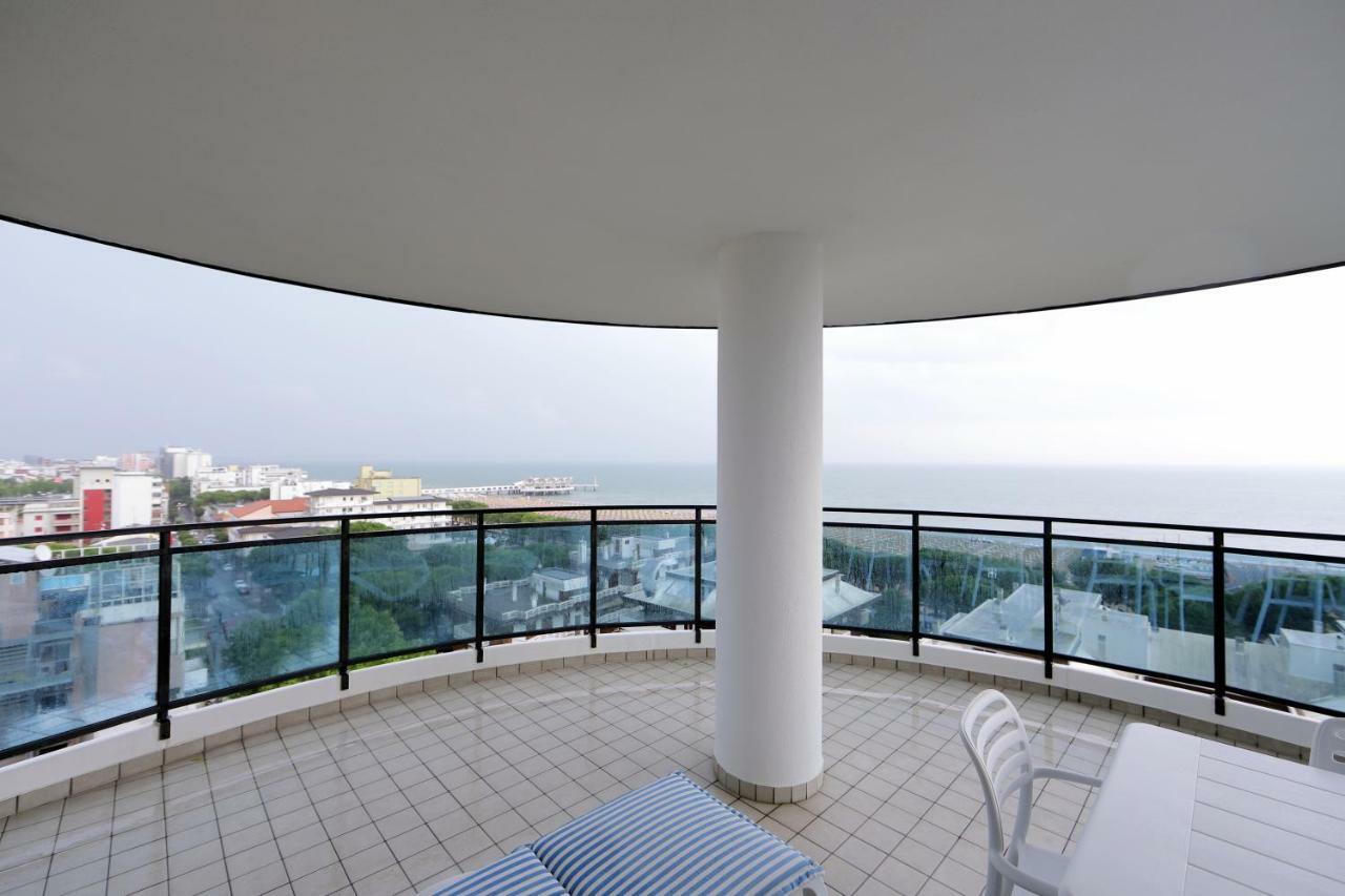 Skyresidence Lignano Sabbiadoro Exterior photo