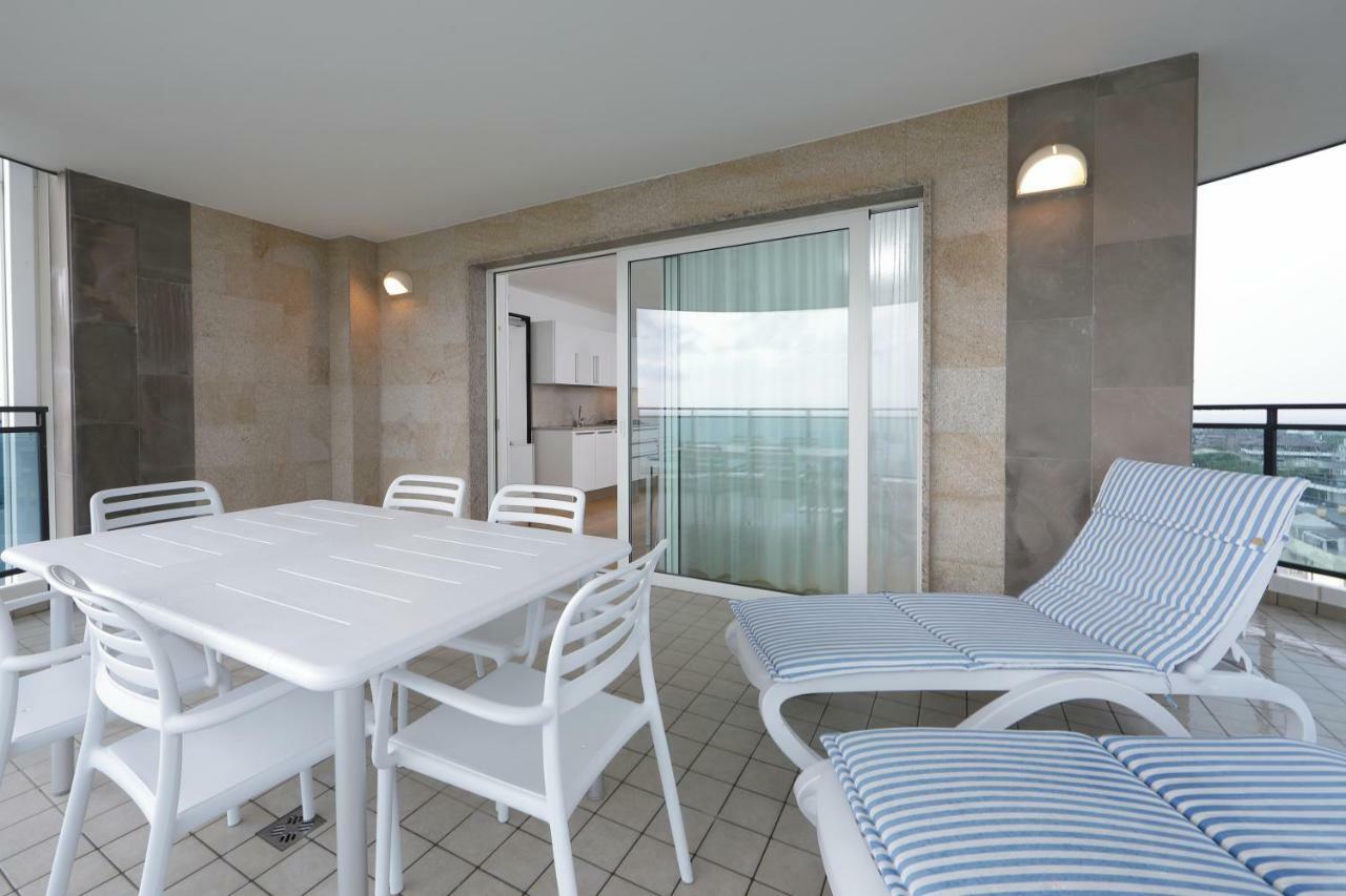 Skyresidence Lignano Sabbiadoro Exterior photo